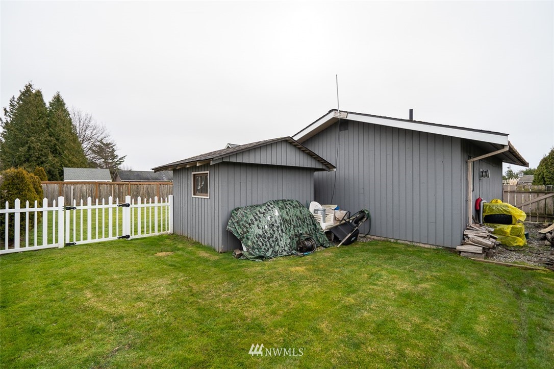 5598 Salish Road Blaine, WA 98230 - Photo 7 of 39 Gallery Image 7