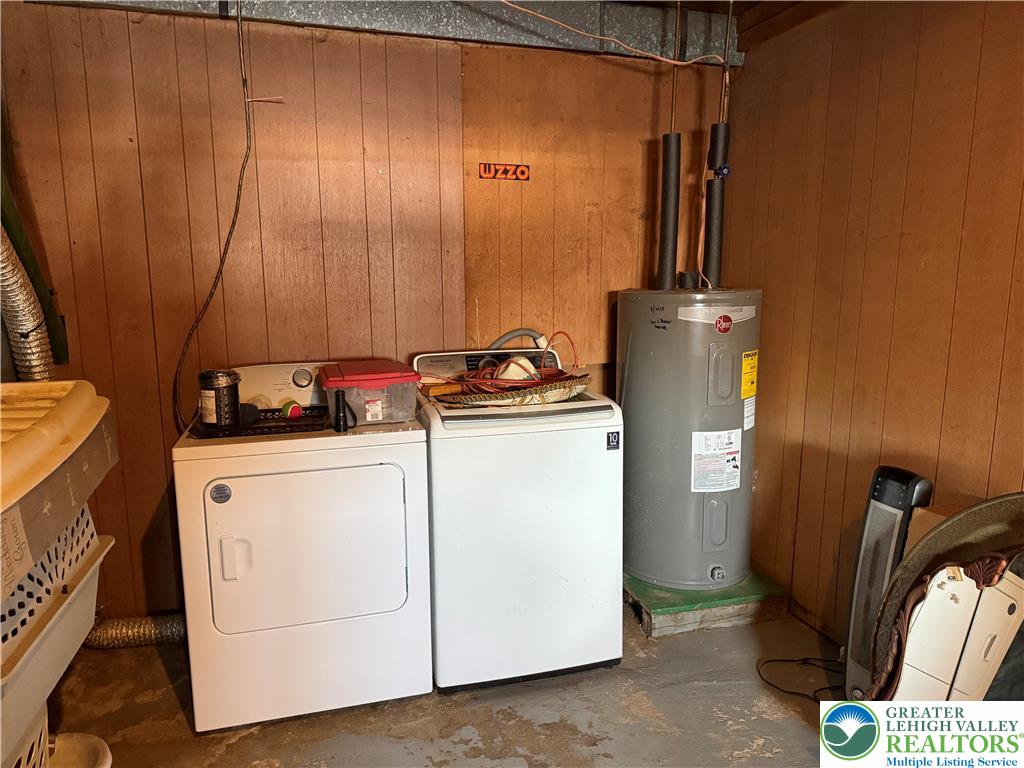 702 West Locker Street Nazareth, PA 18064 - Photo 11 of 12 a utility room with dryer and washer