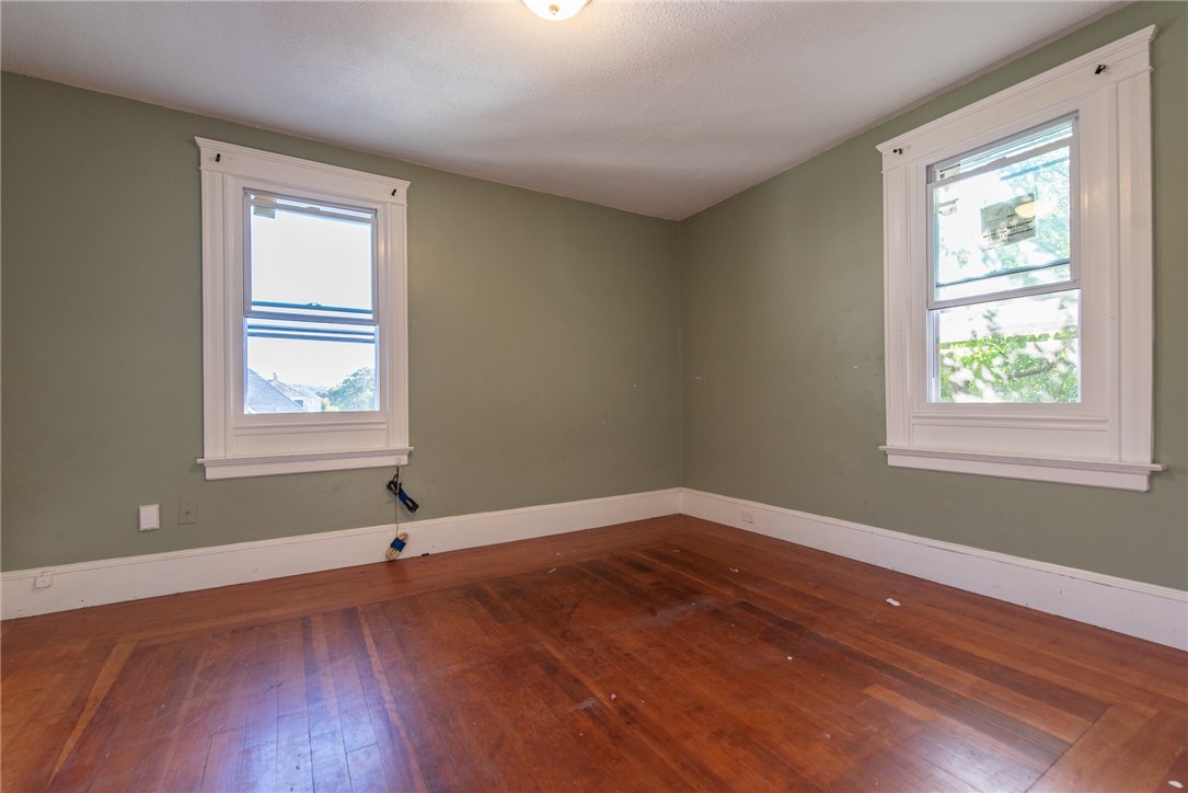 414 Rathbun Street Woonsocket, RI 02895 - Photo 27 of 40