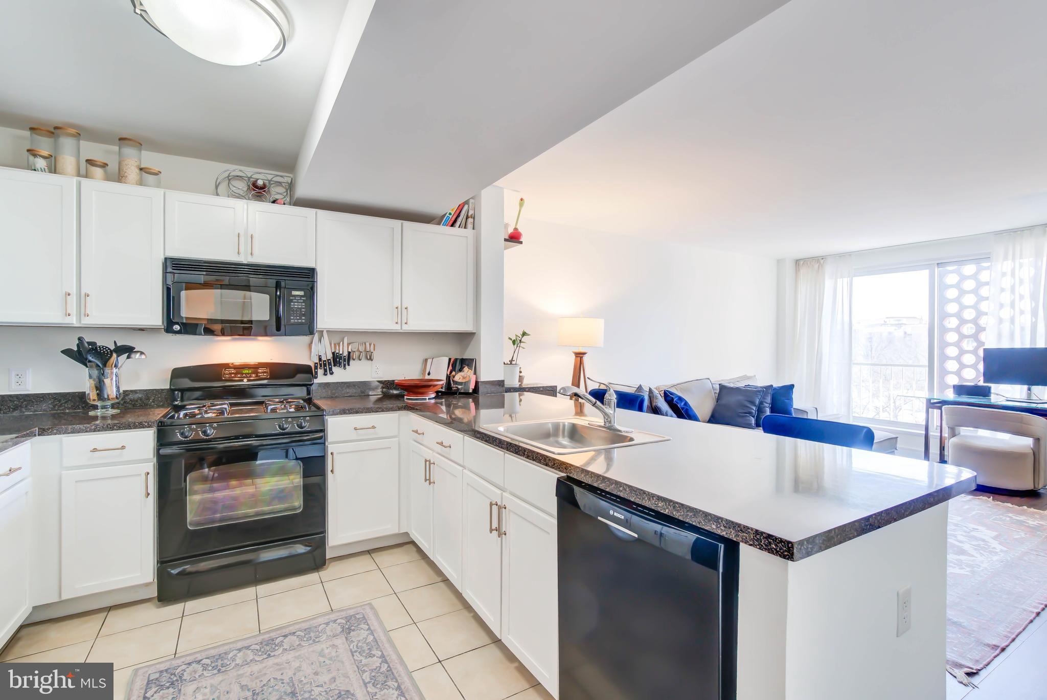 800 4th Street Southwest, Unit S624 Washington, DC 20024 - Photo 4 of 24