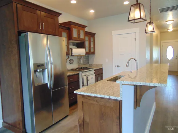 $357,900 | 1488 West Idaho Avenue, Ontario, OR 97914