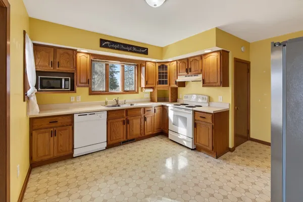 $254,900 | 407 Fulton Street, Grand Mound, IA 52751