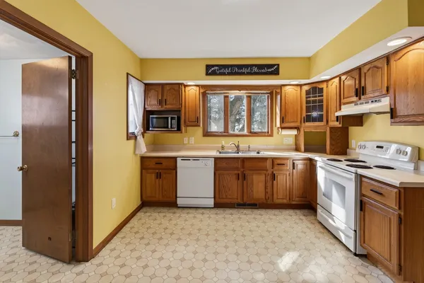 $254,900 | 407 Fulton Street, Grand Mound, IA 52751