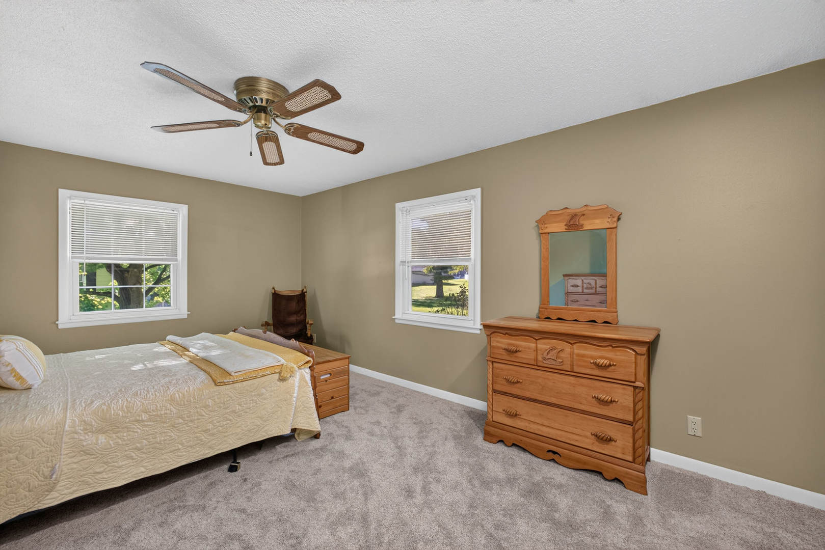 5079 Coachman Road Bettendorf, IA 52722 - Photo 32 of 41 Gallery Image 32