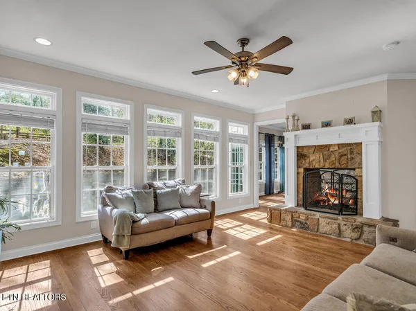 $725,000 | 7009 Woodington Court, Knoxville, TN 37921