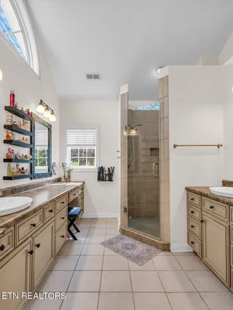 $725,000 | 7009 Woodington Court, Knoxville, TN 37921