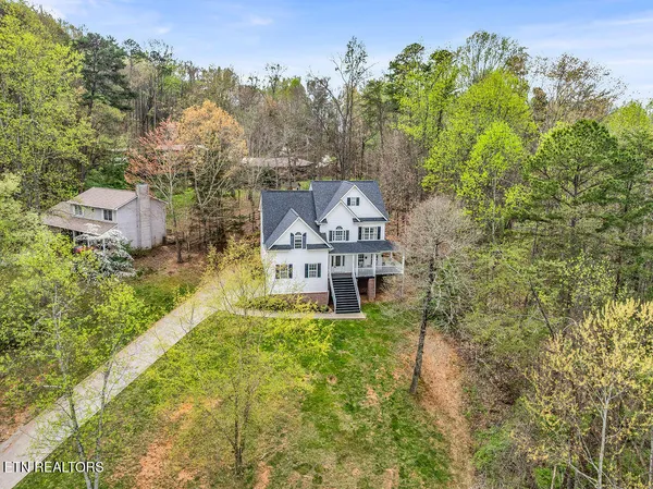 $725,000 | 7009 Woodington Court, Knoxville, TN 37921