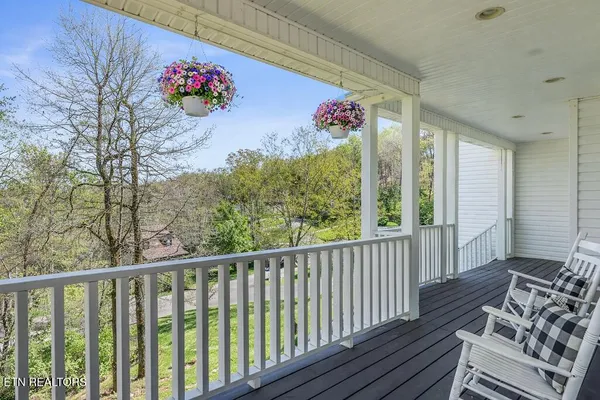 $725,000 | 7009 Woodington Court, Knoxville, TN 37921