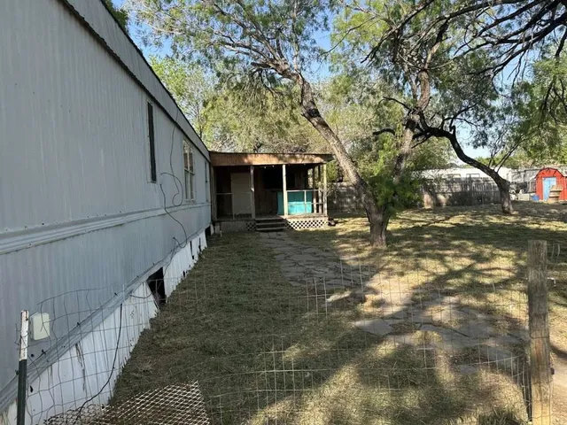 $82,449 | 506 Beech Street, Jourdanton, TX 78026