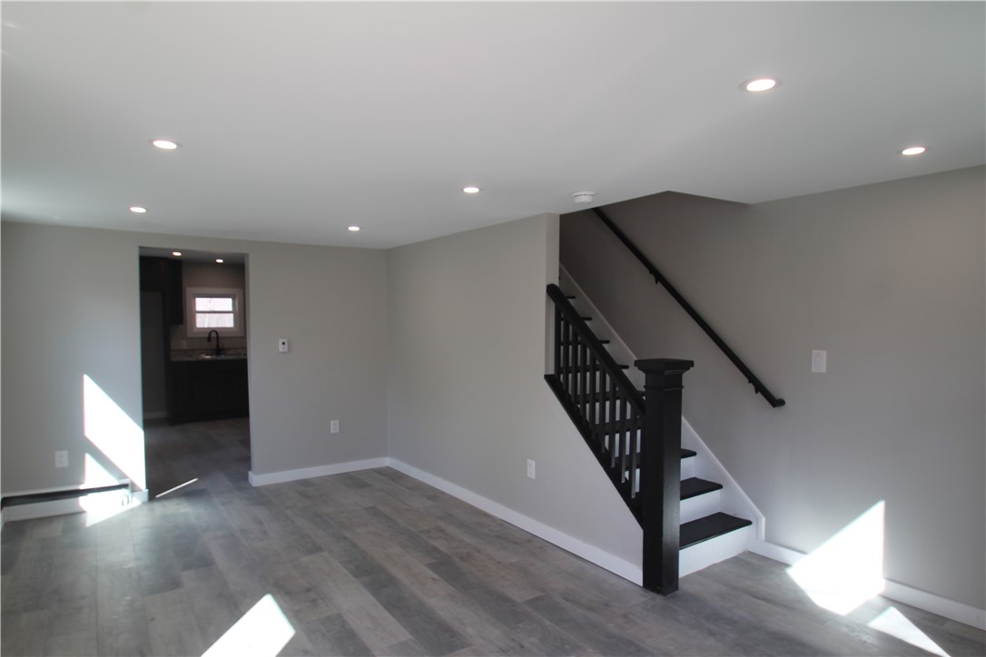 72 State Street Murray, NY 14470 - Photo 4 of 35