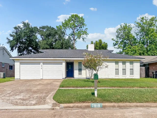 $199,990 | 7818 Smokey Wood Lane, Houston, TX 77086