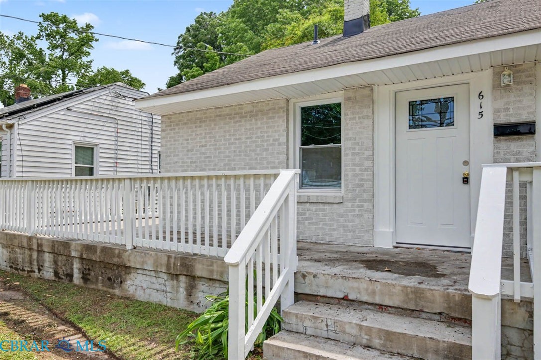 615 Bell Street Hampton, VA 23661 - Photo 5 of 32