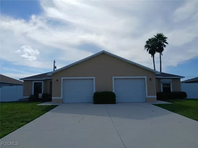 $1,850 | 1022 Northeast 8th Place, Cape Coral, FL 33909