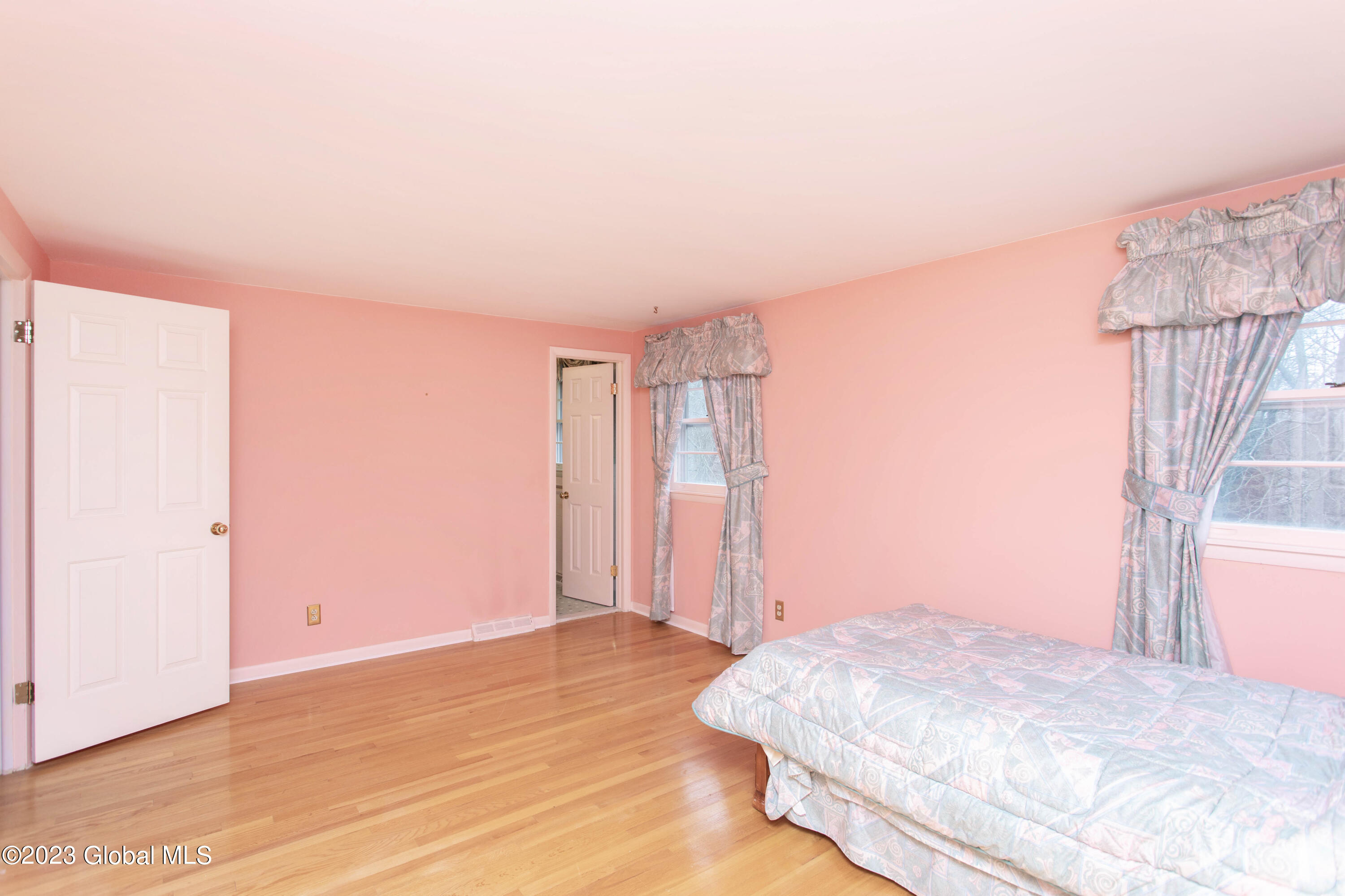18 Baldwin Road Glenville, NY 12302 - Photo 15 of 35 0023-18BaldwinRdScotia-DFT010323elc