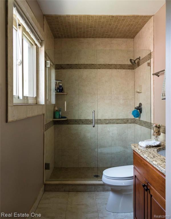 761 Lion Street Rochester Hills, MI 48307 - Photo 13 of 23