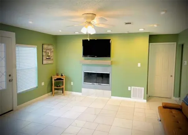 $184,900 | 9486 Barataria Boulevard, Marrero, LA 70072
