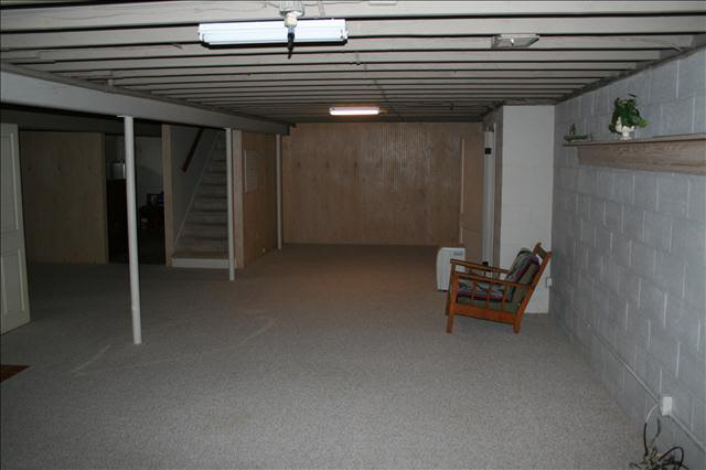 1400 North Raisinville Road Monroe, MI 48162 - Photo 15 of 19 20353219-14.JPG