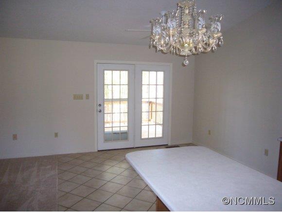 467 Mountain View Road Mars Hill, NC 28754 - Photo 3 of 16 Gallery Image 3