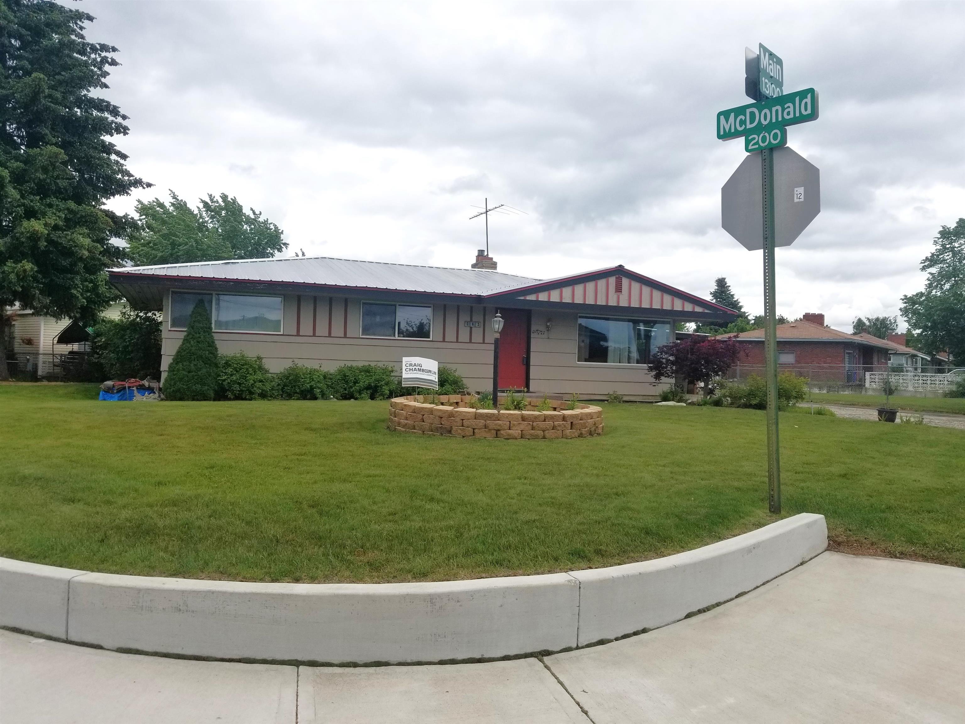 202 North McDonald Road Spokane Valley, WA 99216 - Photo 2 of 25