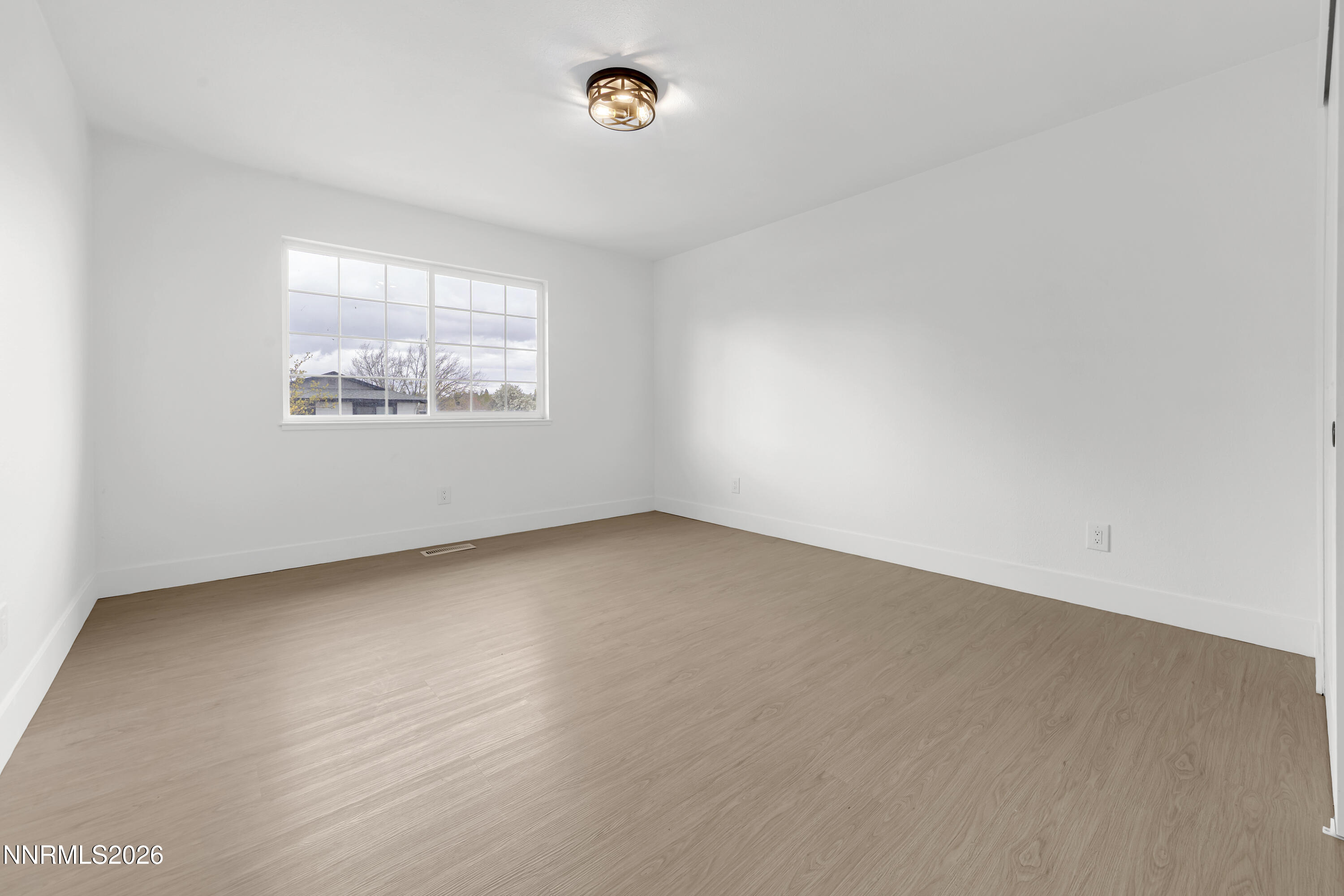 2560 Valmar Place Reno, NV 89503 - Photo 21 of 35 Valmar2560-021