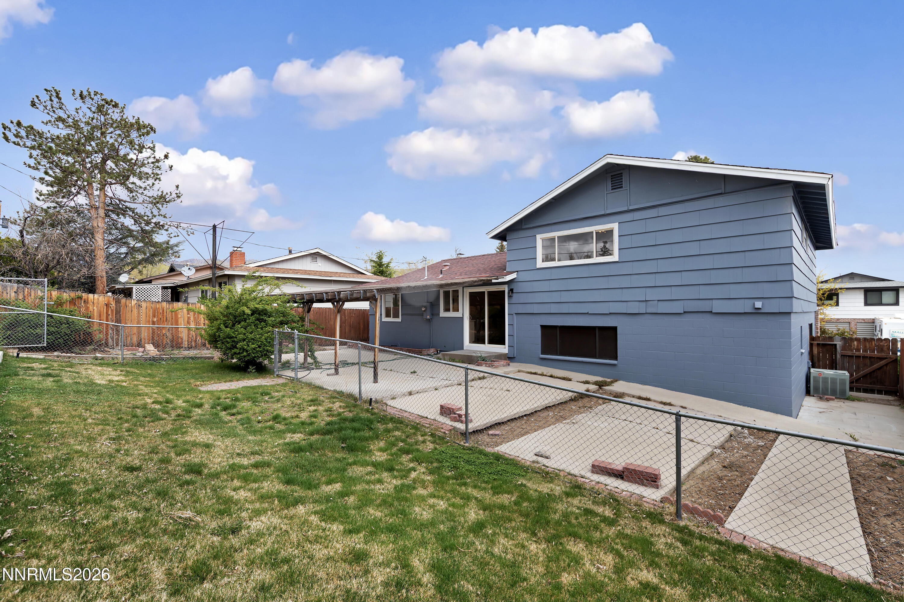 2560 Valmar Place Reno, NV 89503 - Photo 35 of 35 Valmar2560-037