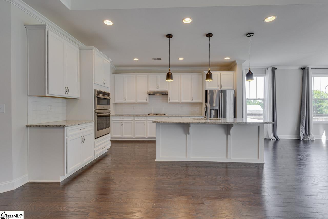 110 Semillon Road Simpsonville, SC 29681 - Photo 7 of 49 Gallery Image 7