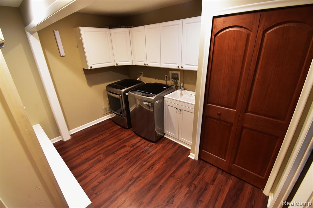 439 Shellbourne Drive Rochester Hills, MI 48309 - Photo 17 of 60