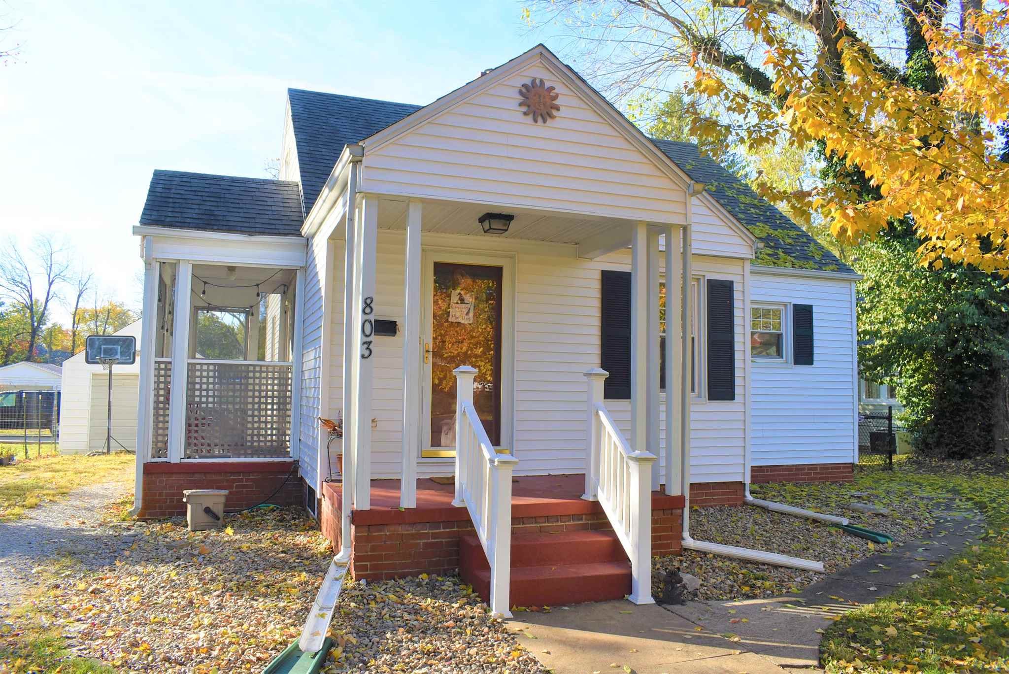 803 Edgehill Road Jacksonville, IL 62650 - Photo 1 of 27 Gallery Image 1