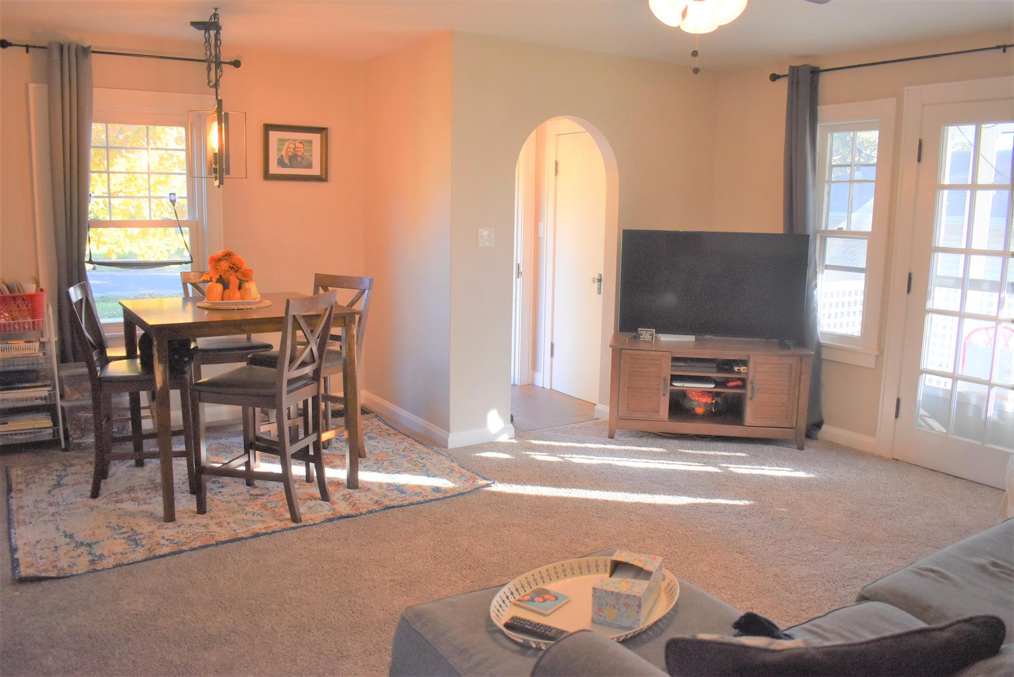 803 Edgehill Road Jacksonville, IL 62650 - Photo 17 of 27 Gallery Image 17