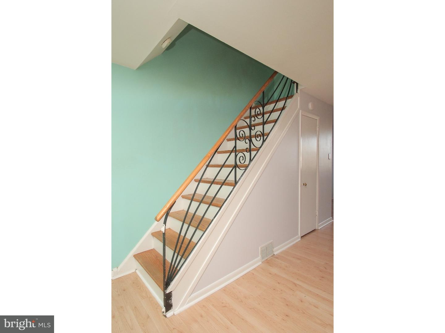 2839 Angus Road Philadelphia, PA 19114 - Photo 6 of 22