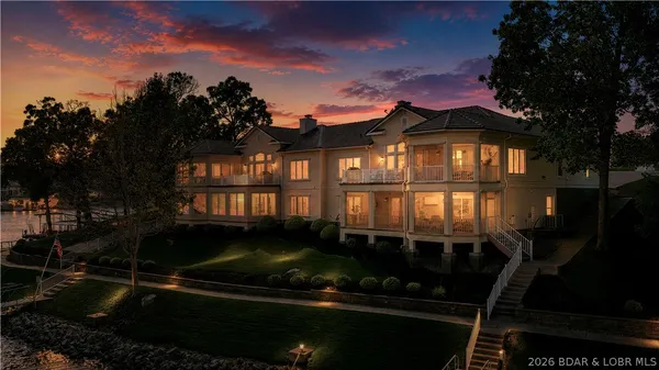 $1,700,000 | 156 Cordoba Point, Sunrise Beach, MO 65079