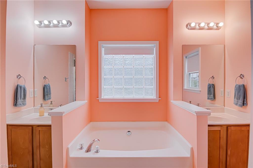 409 Barnsdale Ridge Road Kernersville, NC 27284 - Photo 20 of 32 Gallery Image 20