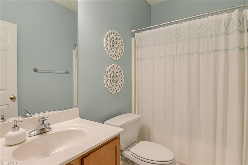 409 Barnsdale Ridge Road Kernersville, NC 27284 - Photo 25 of 32 Gallery Image 25