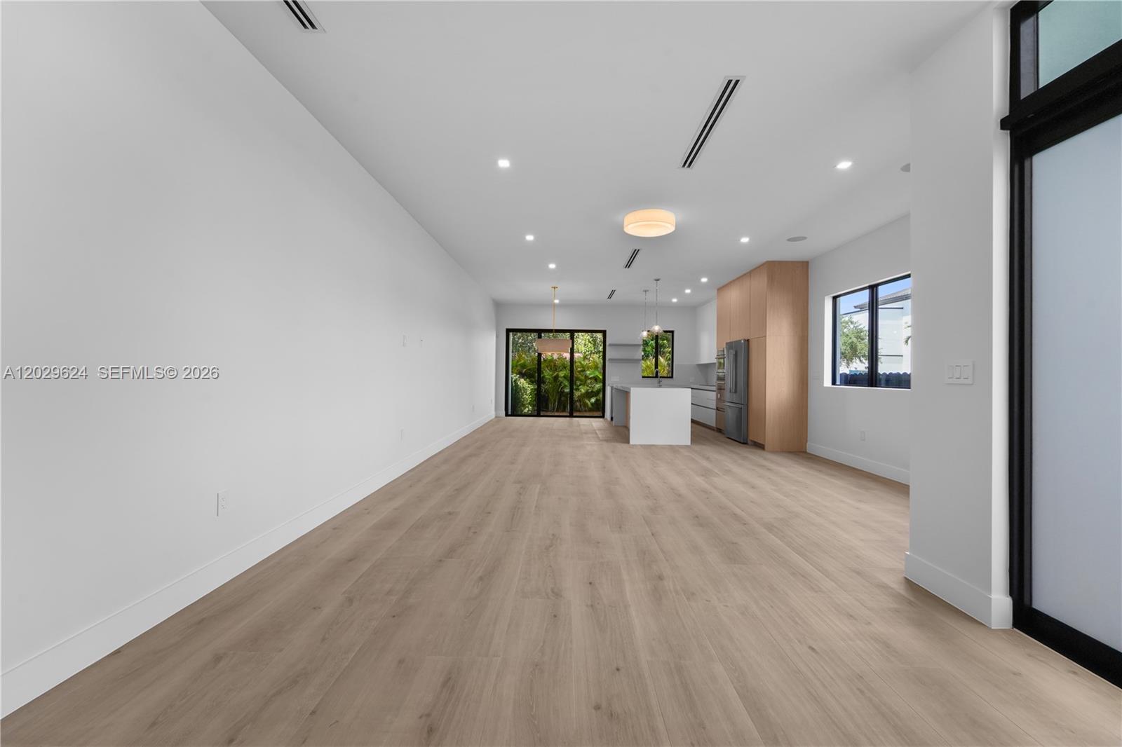 2735 Southwest 23rd Terrace Miami, FL 33145 - Photo 13 of 54