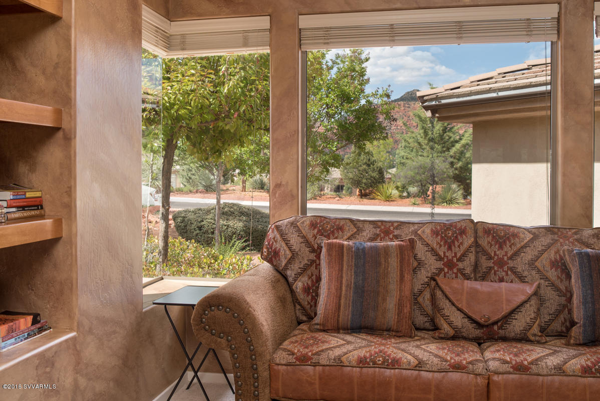 1260 Crown Ridge Road Sedona, AZ 86351 - Photo 11 of 27 11