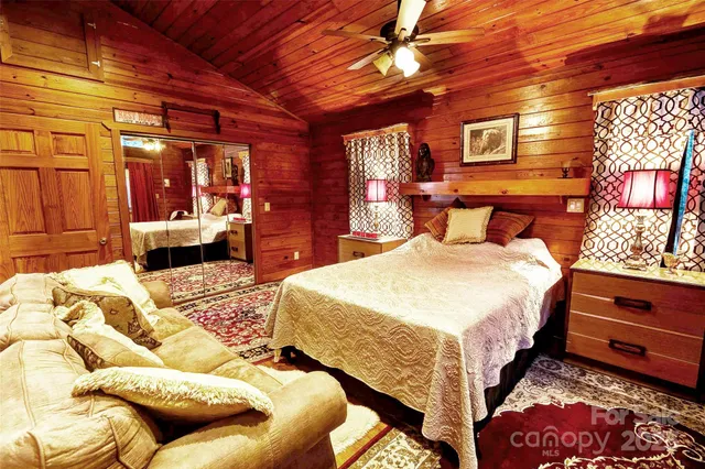 $489,000 | 139 Forest Hills Road, Bryson City, NC 28713