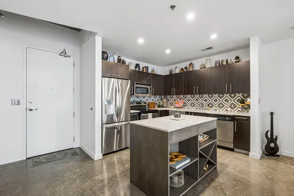 $3,600 | 600 12th Avenue South, Unit 713, Nashville, TN 37203