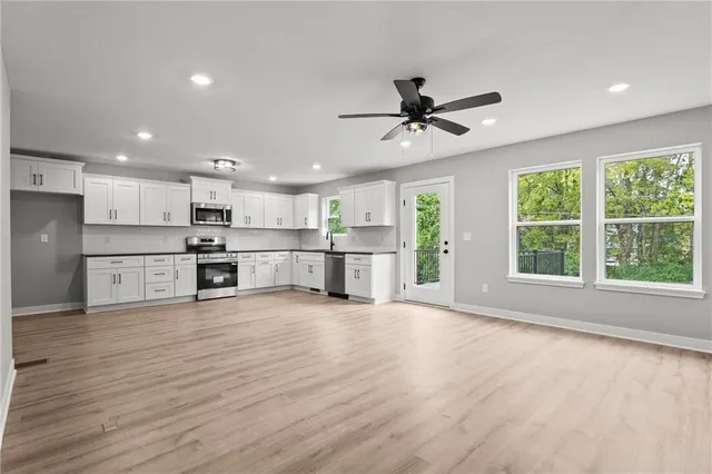 $389,500 | 11222 North Oak Trafficway, Kansas City, MO 64155