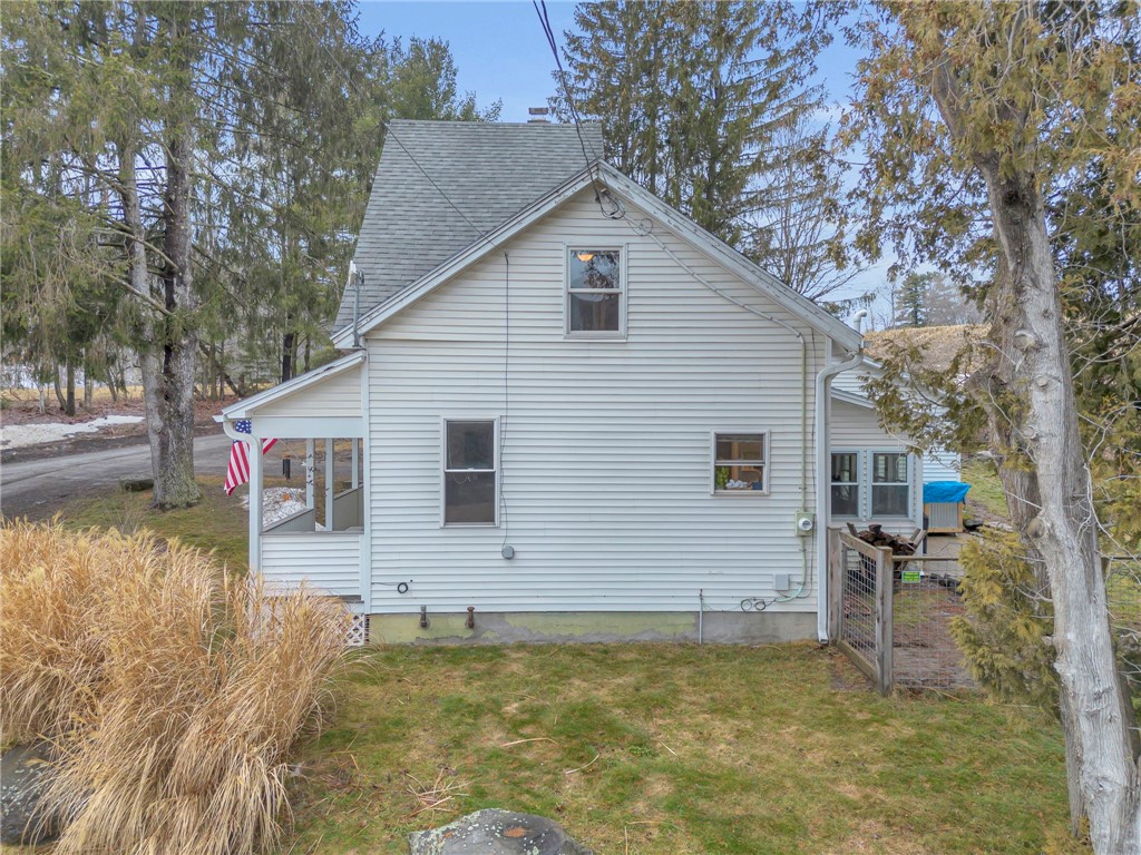 102 Lougheed Road Oneonta, NY 13820 - Photo 2 of 24