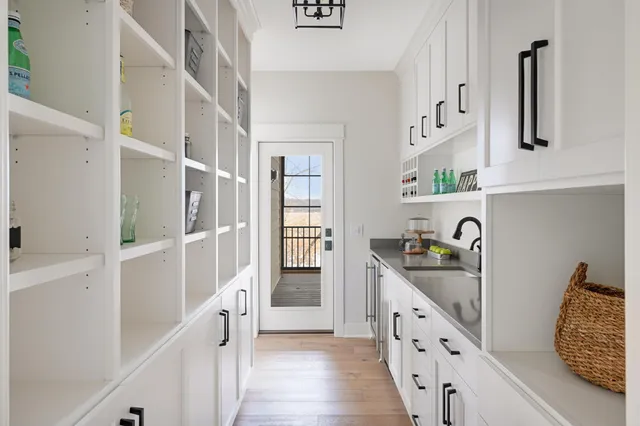 $1,650,000 | 7500 210th Street East, Prior Lake, MN 55372