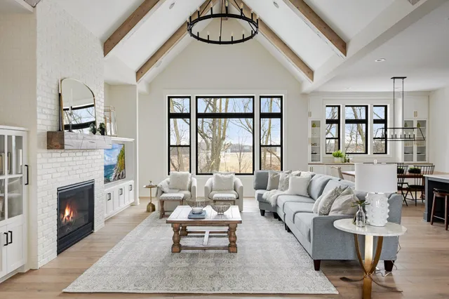 $1,650,000 | 7500 210th Street East, Prior Lake, MN 55372