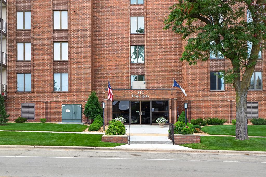317 6th Avenue Southwest, Unit 206 Rochester, MN 55902 - Photo 1 of 34