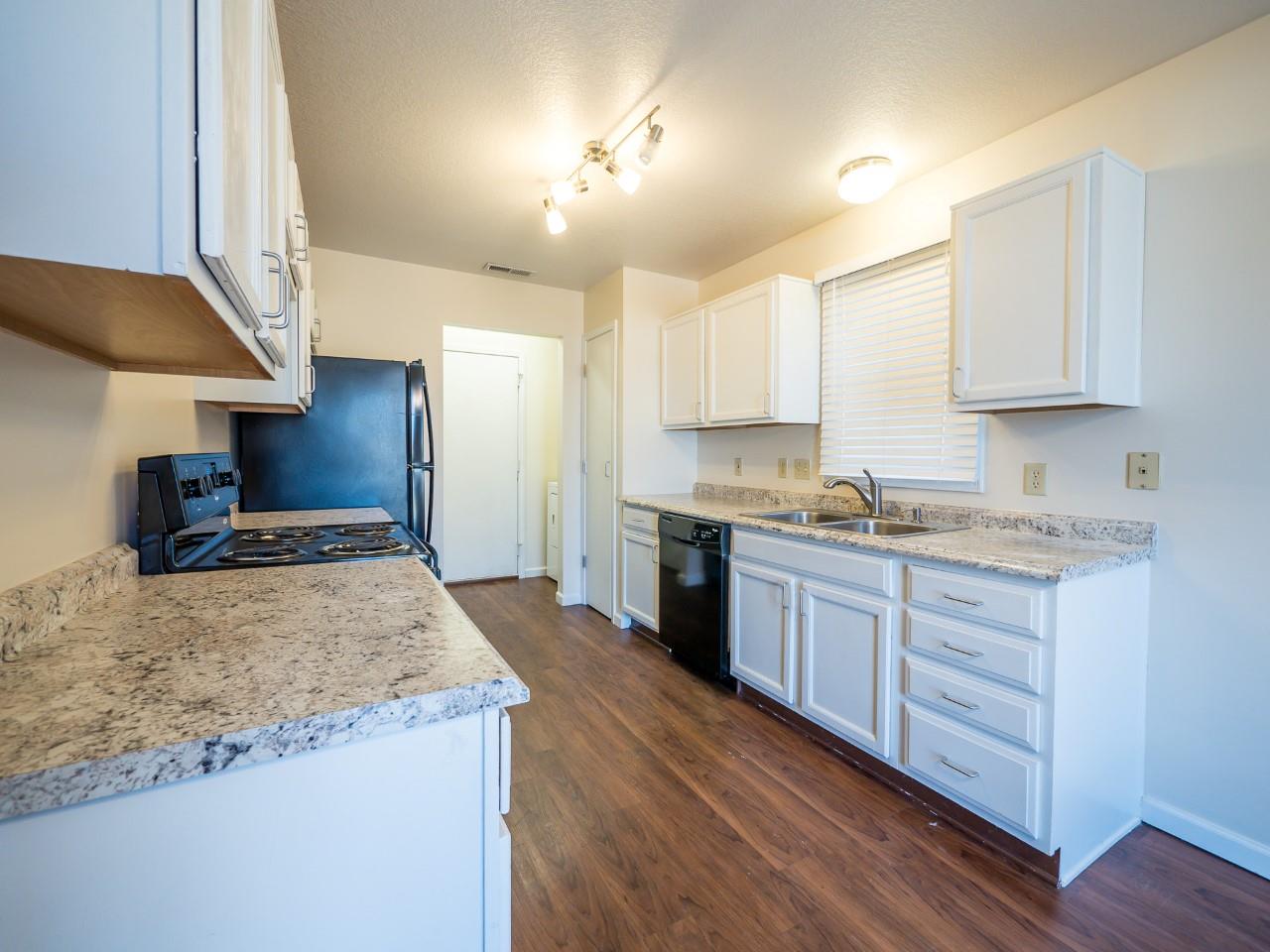910 Deer Ridge Crossing Auburn, IN 46706 - Photo 13 of 31 Gallery Image 13
