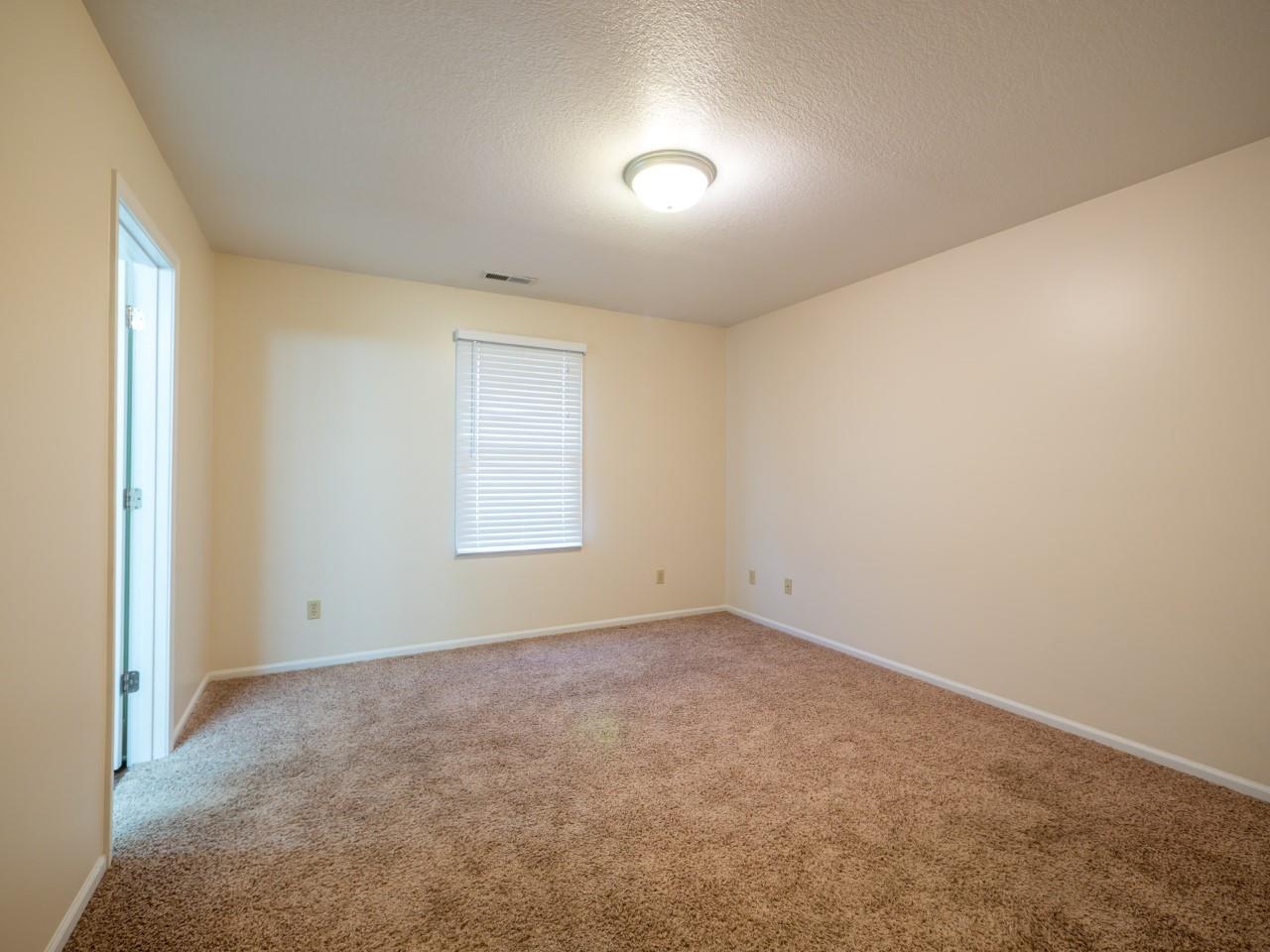 910 Deer Ridge Crossing Auburn, IN 46706 - Photo 16 of 31 Gallery Image 16