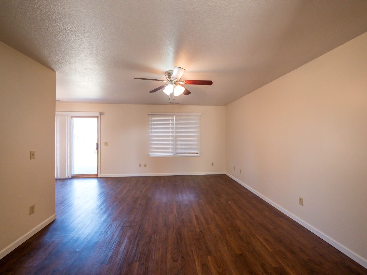 910 Deer Ridge Crossing Auburn, IN 46706 - Photo 6 of 31 Gallery Image 6