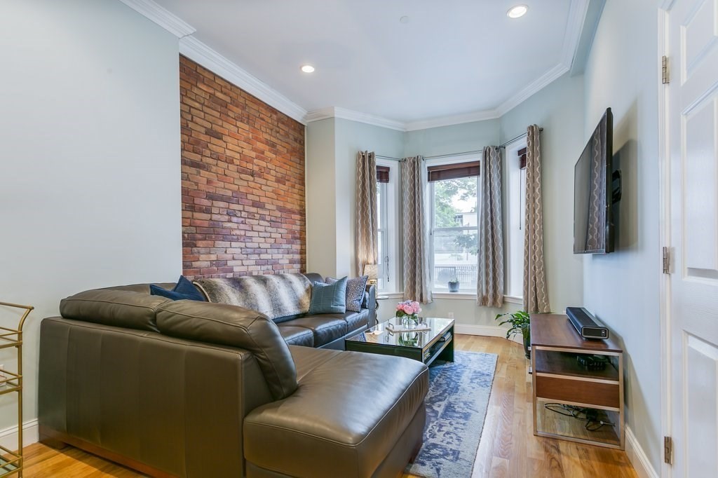 695 East 8th Street, Unit 1 Boston, MA 02127 - Photo 5 of 22