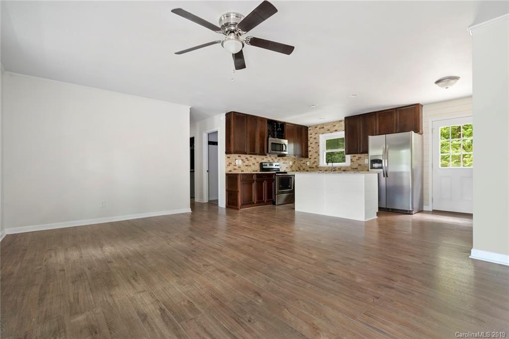 1979 Pinevalley Road Rock Hill, SC 29732 - Photo 5 of 26 Gallery Image 5