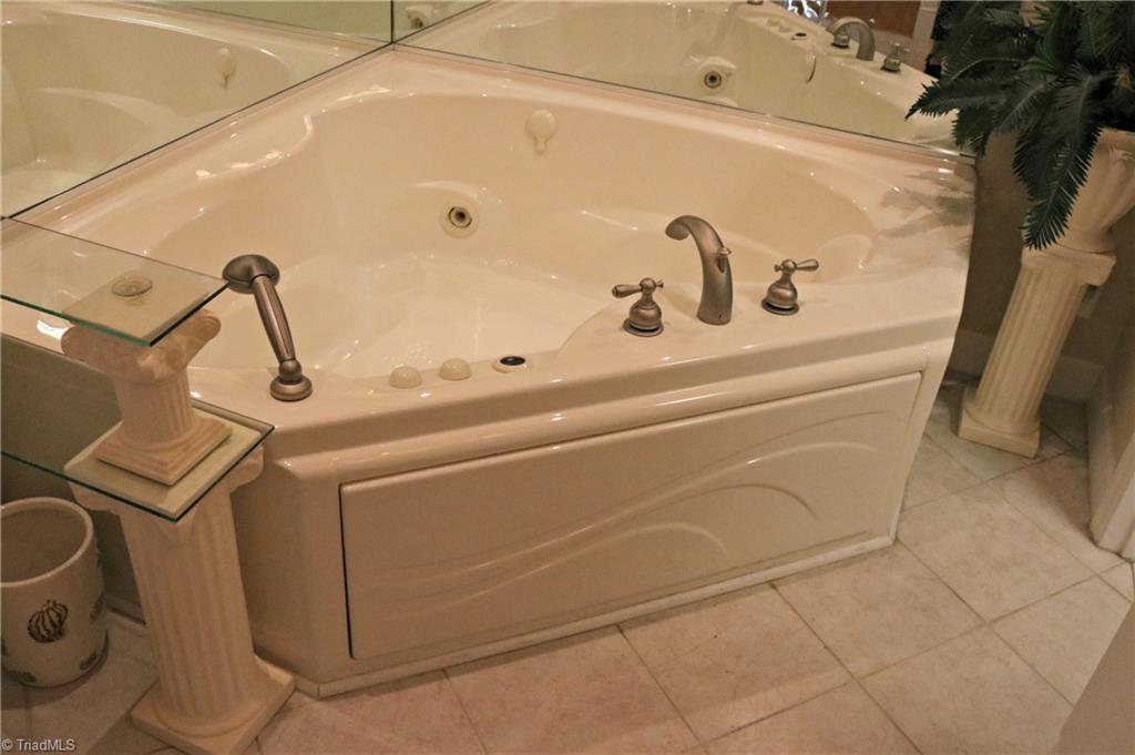 1659 Rhodes Road Lexington, NC 27292 - Photo 10 of 23 Gallery Image 10
