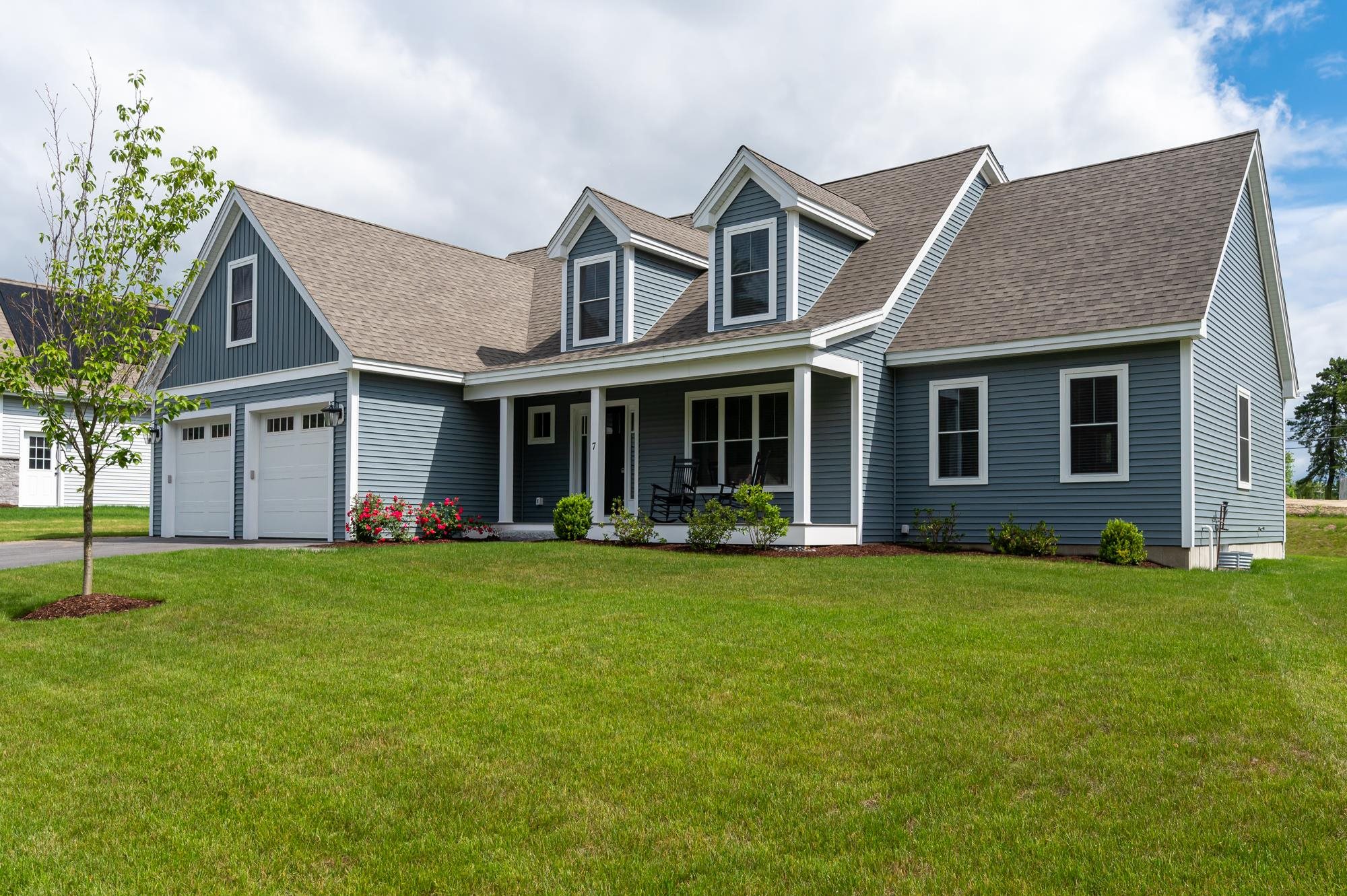 7 Oldfield Road Nashua, NH 03060 - Photo 2 of 37 Gallery Image 2