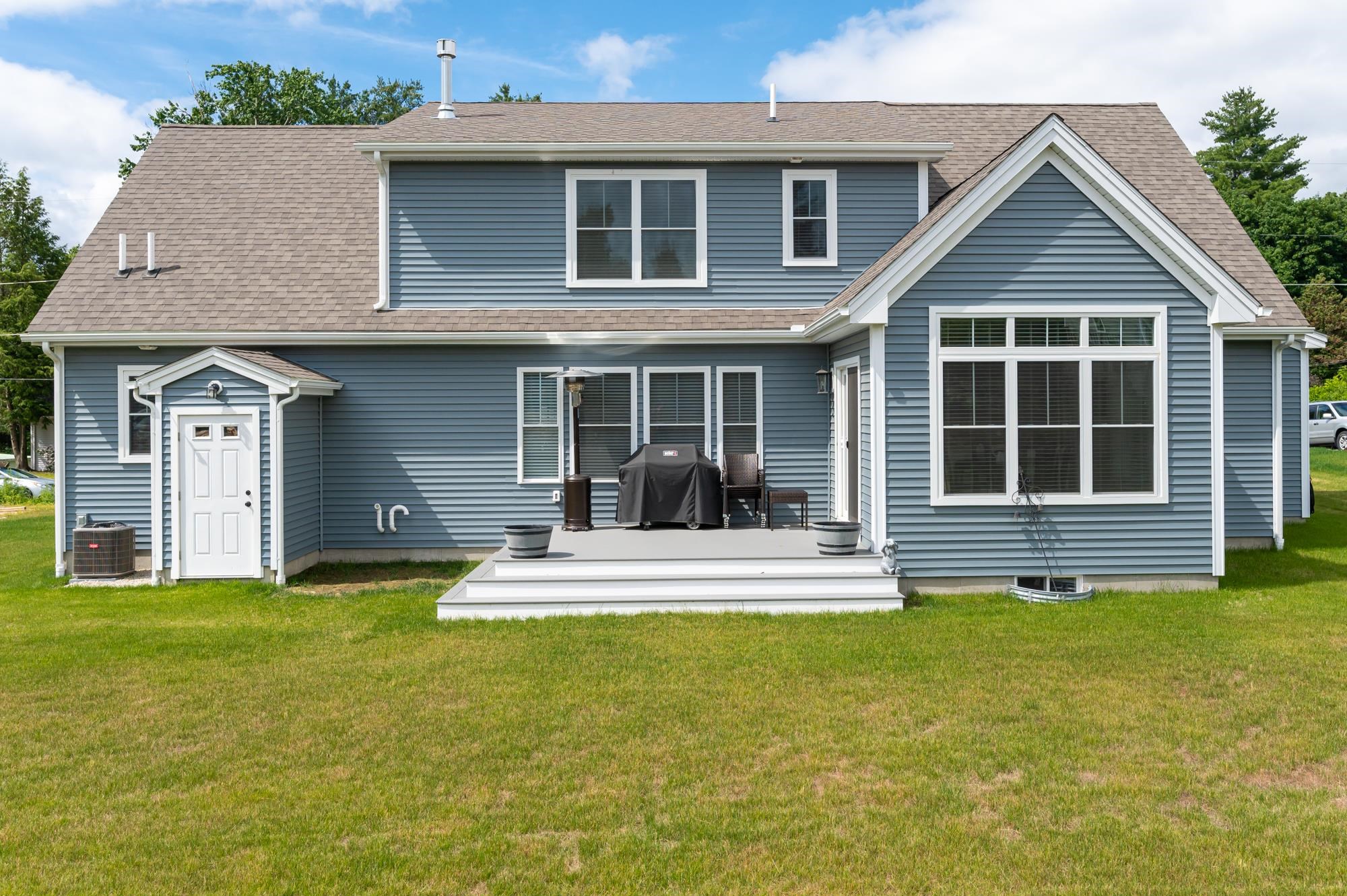7 Oldfield Road Nashua, NH 03060 - Photo 35 of 37 Gallery Image 35